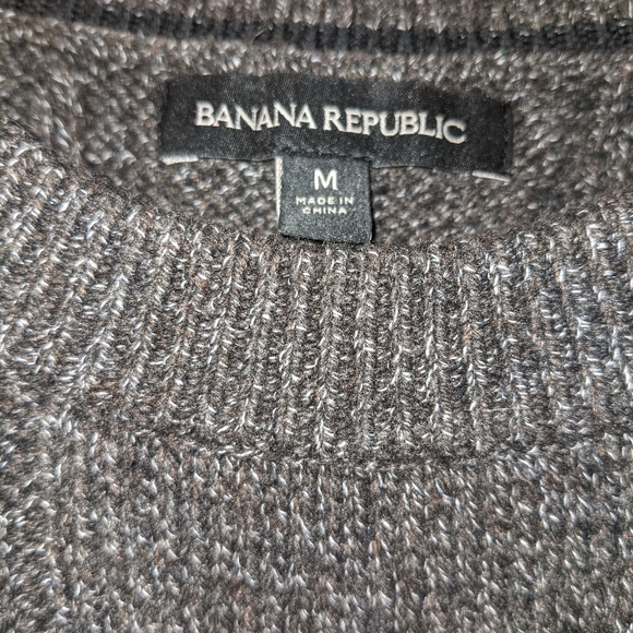 Banana Republic cable knit sweater Medium - Picture 2 of 4